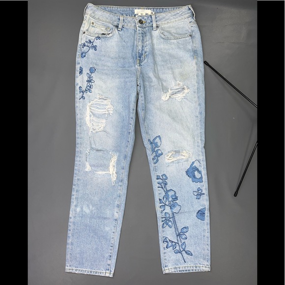 H&M Denim - H&M mom fit jeans FIXED FIXED PRICE
